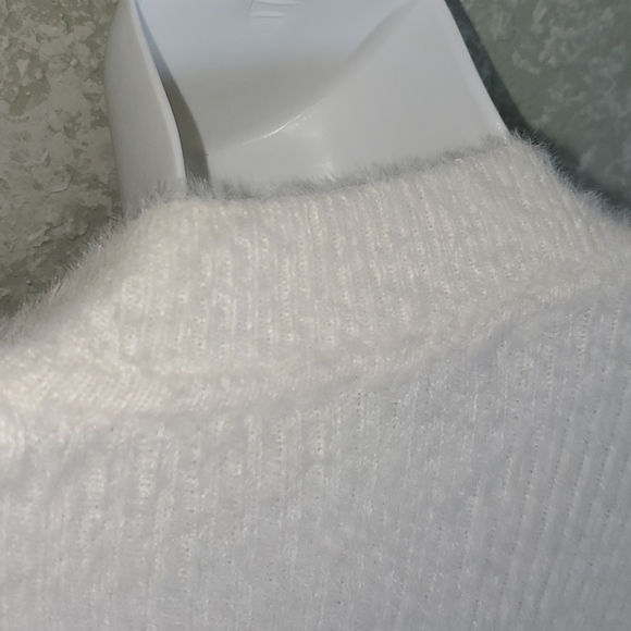 1.State Zip Front Eyelash Bomber Sweater - Picture 12 of 12